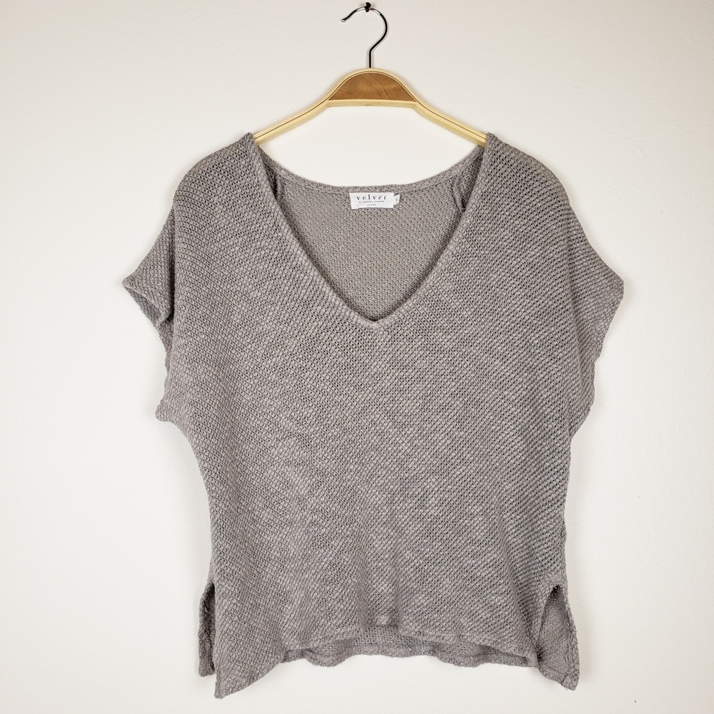 Velvet by Graham & Spencer Gray Open Knit Boxy top